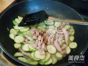 娱乐吃瓜视频怎么制作,轻松制作热门话题文章副标题
